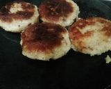 A picture of step 3 of Aloo Tikki Tawa Sandwich.