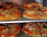 Foto langkah ke 4 dari resep Pizza rumahan.