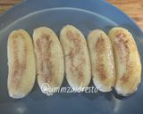 Foto langkah ke 3 dari resep Pisang Panggang Stroberi Keju.