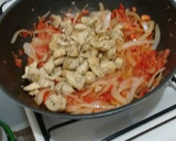 Foto del paso 7 de la receta: Pollo a la mexicana sin chile 🎉