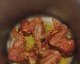 Foto del paso 3 de la receta: Tuco de alitas de pollo