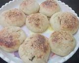 A picture of step 6 of Turkish baeety buns.