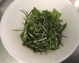 Une image de l'étape 5 de Marinade au vinaigre de vin, ail et herbes aromatiques.