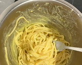 Foto del paso 7 de la receta: Espaguetis a la Carbonara (sin nata)