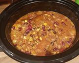 A picture of step 2 of Vegetable chilli with cocoa.