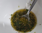 Foto del paso 2 de la receta: Endivias o escarola con vinagreta de ajo, perejil y orégano