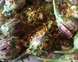 A picture of step 4 of Methi stuffed vangi.