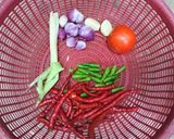 Foto langkah ke 3 dari resep Sambal lele merah.