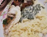 Fűszeres csirkefelsőcomb rizzsel, tejszínes spenóttal recept fázis 3 fotója