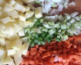 Foto del passaggio 2 della ricetta Vellutata di ceci e 🐙 polpo con crostini di pane 🍞