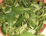 A picture of step 1 of Vegetable soup (eforiro).