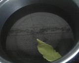 Foto del paso 2 de la receta: Carrilleras a la plancha con puré de patatas y ajo negro