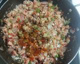A picture of step 3 of Fajita chicken box pattice.