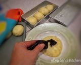 Foto langkah ke 5 dari resep Roti Sobek Isi Coklat.
