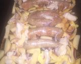 Sült kolbász, hagymás krumplival recept fázis 1 fotója