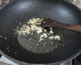 Foto langkah ke 1 dari resep Nasi Goreng Ikan Asin Jambal.