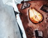 Foto del passaggio 4 della ricetta Brownies cioccolato e pere 🍐🍫