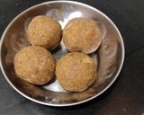 A picture of step 7 of Dry Fruit Gond Laddu.