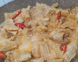 Foto langkah ke 3 dari resep Krecek Tahu Telur.