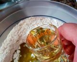Foto del paso 2 de la receta: Coca de mollita o torta de migas alicantina