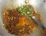 Foto langkah ke 4 dari resep Risoles isi Daging Kari & Telur Puyuh.