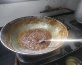 A picture of step 2 of Til gud chikki.