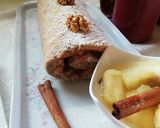 Diós piskótatekercs almalekvárral, és kompóttal✨ recept fázis 6 fotója