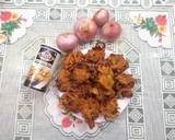 Hyderabadi Pyaaz Ke Bhajiye/Onion Fritters recipe step 1 photo