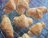 A picture of step 4 of Croissant.