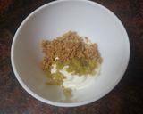 Foto del paso 1 de la receta: Hamburguesa de cerdo con mayonesa de cebolla frita y piparras