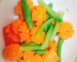Hình bước làm 1 của món Bánh mì kho rau củ