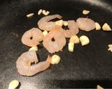 A picture of step 5 of On diets version ofStar Fried Rice Pasta減肥吃的星洲炒米.
