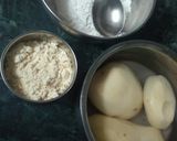 A picture of step 1 of Aloo Cheela.