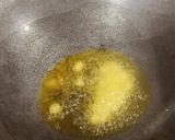 A picture of step 2 of Garlic Mushroom.