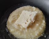 Foto del paso 3 de la receta: Arepas🫓de yuca rellenas de queso🥯🌽🧀