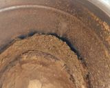 A picture of step 3 of Rajwadi tea masala.