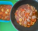 Foto langkah ke 8 dari resep Sup merah jamur tiram.