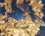 Foto del paso 1 de la receta: Pastes hidalguenses de papas con rajas y carne