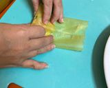 Hình bước làm 8 của món Vietnamese fried spring rolls (nem/chả giò)