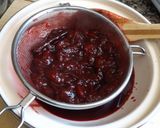Foto del paso 2 de la receta: Mermelada sencilla de ciruelas rojas