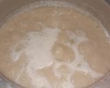 A picture of step 3 of Special Sooji Halwa.