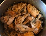 A picture of step 3 of Whole Green Beans Makloubeh #3 with Chicken مقلوبه فول مع دجاج.