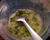 Foto langkah ke 1 dari resep Martabak Telur tanpa Kulit.