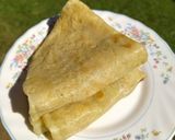 A picture of step 4 of Vanilla crepes.