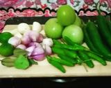 Foto langkah ke 1 dari resep Sambal Ijo (Lado) ala RM Padang/ Green Chilli Paste.