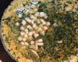 A picture of step 6 of Spinach Mushroom Omelette.