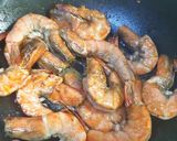 รูปขั้นตอนการทำที่ 2 ของ กุ้งกระเทียม