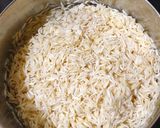 A picture of step 1 of Paneer Pulao.