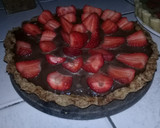 Foto del paso 3 de la receta: Tarta de frutillas y crema de cacao amargo!!!