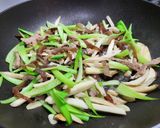 鮮菇木耳炒青菜的食譜步驟5照片